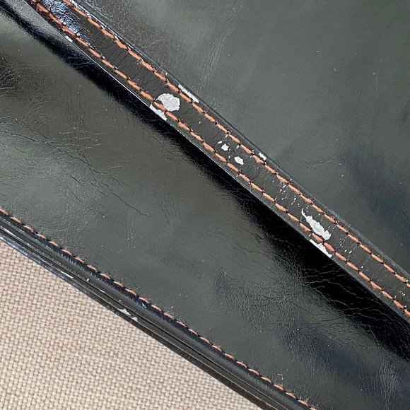 XOXO Small Black Vegan Leather Handbag with Strap - Picture 12 of 12